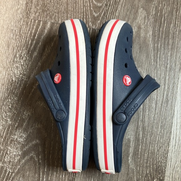 Crocs - Picture 8 of 17